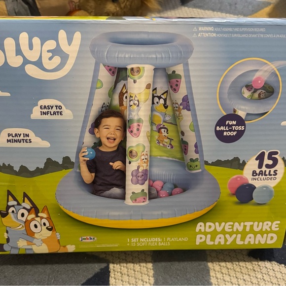 Bluey Inflatable Ball-pit - Picture 2 of 2